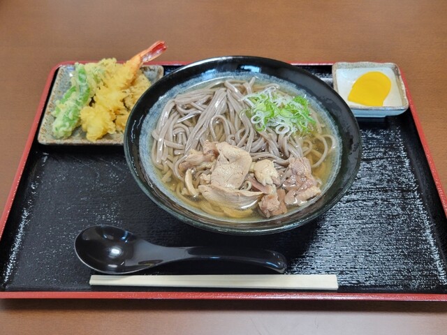 肉そば・呑み処 松 &ndash; 西川町で味わう本格肉そばと居酒屋メニュー