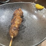 鳥々屋 - つくね(180円)