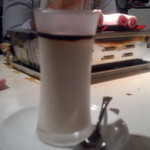 焼肉 凛 - 白ごまプリン