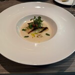 ヴィラッツァ - 真鯛と帆立のレアグリル　季節野菜のスープ仕立て