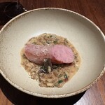 エレゾゲート - 豚の生ソーセージ焼きとレンズ豆のリゾット