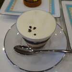 エムロード - カフェ ロワイヤル