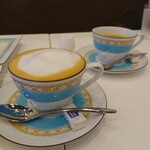 エムロード - カフェ クレーム、カフェ