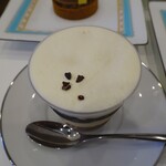 エムロード - カフェ ロワイヤル