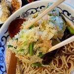 喜乃字屋 - かき揚げ拡大