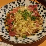 もつ焼き 煮込み 楓 - タン刺し