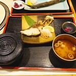東京北浜 - ブリ塩焼き定食＋松茸ご飯