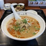 ちりめん亭 - 料理写真:担々膳（1,090円）