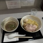麺屋 白頭鷲 - 特製つけ麺(¥1220)