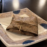 優心の宿 観月 - 鰈の朴葉焼