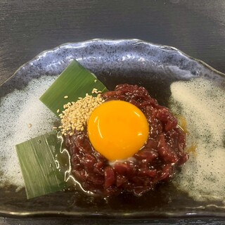数量限定！桜ユッケ◆コスパ抜群のお得な串焼きも