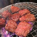 ホルモン焼き いっちゃん   - 