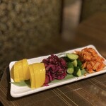 秘伝手羽先唐揚げと地鶏 焼き鳥 和個室 居酒屋 鳥心 - 