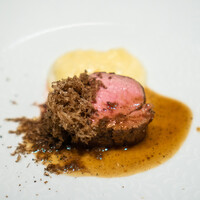 パトゥ - ブルターニュ産子牛フィレのロースト じゃがいものピュレ サマートリュフ