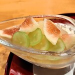 おおたに - 甘味（ジンジャーエールジュレ
      レモンパンナコッタ・洋梨コンポート
      無花果・シャインマスカット）