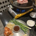 サムギョプサル食べ放題×韓国料理 OKOGE 京橋店 - 