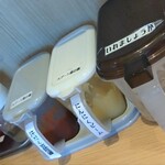 横浜家系ラーメン 龍馬家 - 卓上調味料