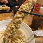 うどん居酒屋 江戸堀 - 揚げたてサクサクの竹輪天