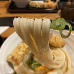 うどん居酒屋 江戸堀 - 剛麺と呼ぶに相応しい極太麺
