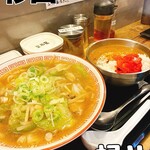 立食いラーメン 禄や - 