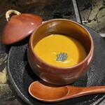 銀座 塒 - かぼちゃのすり流しはなめらかで素材を感じる味