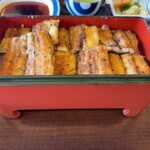 博多名代 吉塚うなぎ屋 - こちらは素焼(白焼) 5780円