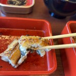 博多名代 吉塚うなぎ屋 - そのまま頂いてももちろん美味しい^^