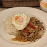 タイ料理 タイダイニングプラーローマー - 