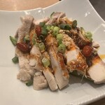 金の餃子酒場 - よだれ鶏