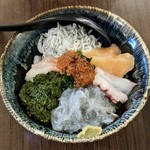 鎌倉食堂 - 生しらす＆5色丼