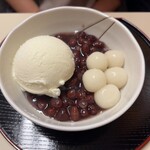 中洲ぜんざい - 妻のアイスクリームぜんざい600円