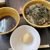 なぜ蕎麦にラー油を入れるのか。 新橋店