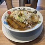THE 麺 - 煮干し醤油ラーメン(950円、斜め上から)