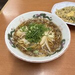 尾道ラーメン 暁 - 
