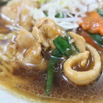 大楽亭 - さまざまな具材