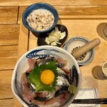 いまがわ食堂 - 醤油だれごまさば丼(定食)