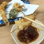 だるまの天ぷら定食 吉塚本店 - これは普通やね、特質すべきものはない