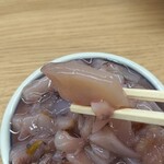 だるまの天ぷら定食 - イカの塩辛を実食。
      バリ美味い。
