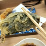 だるまの天ぷら定食 - ピーマンを頂く