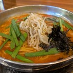 カルビ丼とスン豆腐専門店 韓丼 - 料理写真: