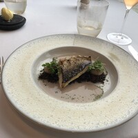 ベージュ アラン・デュカス 東京 - 