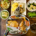 古民家カフェ 福智庵 - ﾌﾞﾘの塩焼き