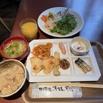 野の葡萄 - 料理写真:ビュッフェ