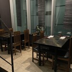 銀座 塒 - テーブル席もこのあとすぐ来店されてました。