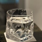 銀座 塒 - 素敵なグラスです。