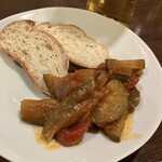 バル アート・アンド・アサ - 