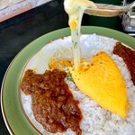 クロック - 名物の
チーズオムレツカレー