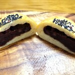 天然酵母パン こ･ん･ぱ･す - フランスあんぱん断面
