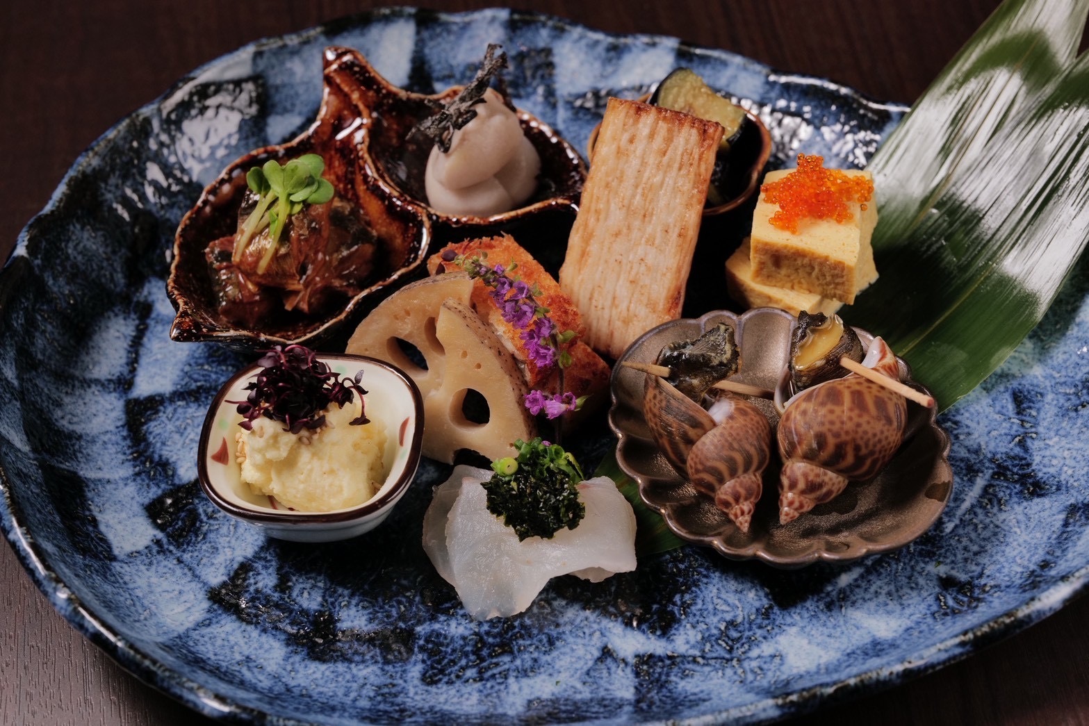 金山酒場 アカリバ