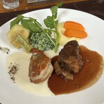 327462418 - メイン